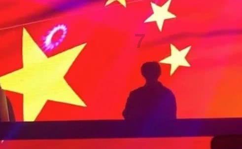 太空归来80天后 神十六乘组亮相