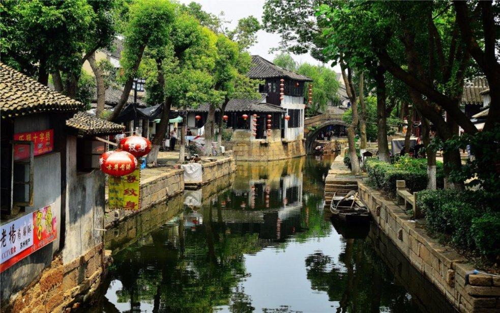 探索知识星球平台,加入学乒乓球和吉他哪个好?共享学习乐趣!